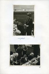 "Weihnachtsfeier des Schwerhörigen-Vereins Zürich im Kirchgemeindehaus Stauffacher am 14. Dezember 1975" - "Gutgelaunt"; oben: Gigi Ménard mit zwei Krügen in den Händen; unten: Mitglieder des SVZ sitzen an gedeckten Tischen und unterhalten sich