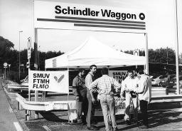 "Schindler Waggon" - Informationsstand der Gewerkschaften, ca. 1995