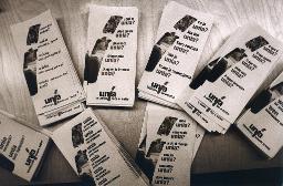 "unia-Logo, erste Aktionen und Werbemittel, 2000" - Informationsbroschüren