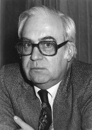 "Günter Friedrichs, Verwaltungsratsmitglied DGB" - Portraitbild, vermutlich 1980er-Jahre