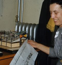 SAFFA 1958: Frau mit Plan