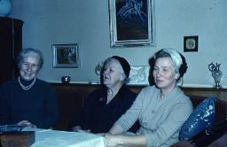 SAFFA 1958: Drei Frauen
