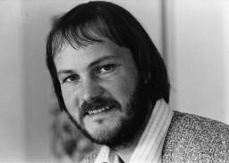 Ewald Ackermann, Jugendsekretär SGB, Redaktor Gewerkschaftsjugend (1985)
