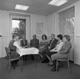 Hörtraining mit Lippenlesen, Geschäftsstelle Pro Audito, Zürich, um 1980