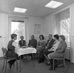 Hörtraining mit Lippenlesen, Geschäftsstelle Pro Audito, Zürich, um 1980