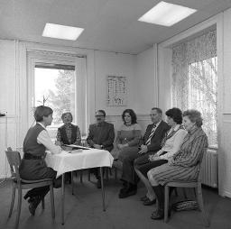 Hörtraining mit Lippenlesen, Geschäftsstelle Pro Audito, Zürich, um 1980