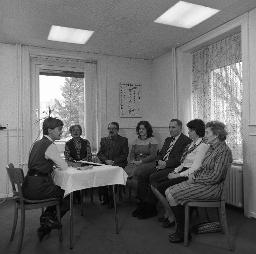 Hörtraining mit Lippenlesen, Geschäftsstelle Pro Audito, Zürich, um 1980