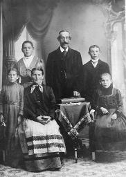 Familienfoto Eigenmann, Bob Steffens Grosseltern mütterlicherseits mit ihren Kindern, um 1910