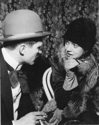 Röbi und Käthi Senn als elegantes Paar im 20er Jahre-Look, Maskenball "Sunset Boulevard", 1958