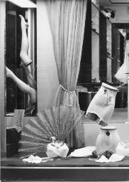 Corsagen im Schaufenster von «Dyana»