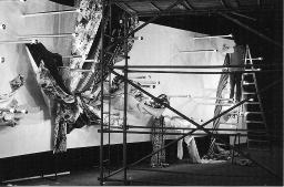 Bob Steffen auf Leiter; "Création", Mustermesse Basel (muba), 1972