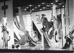 Mannequins; "Création", Mustermesse Basel (muba), Bob Steffen, um 1970