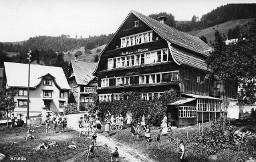Gasthaus & Ferienheim z. Rössli - Krinau