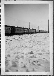 Album Alfred Brauchli, Teil 3/3, Ärzte- und Pflegermission des Schweizerischen Roten Kreuzes an der Ostfront, Winter 1942/1943: "Lazarett-Zug"