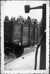 Album Alfred Brauchli, Teil 3/3, Ärzte- und Pflegermission des Schweizerischen Roten Kreuzes an der Ostfront, Winter 1942/1943: "Rumänen auf dem Rückzug"