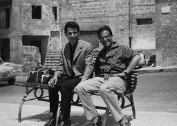 Ferienfoto von Werner Dietrich - rechts vermutlich Werner Dietrich  "mit Giovanni" (links) - Agrigento, Sizilien, ca. 1950-1965