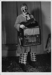 Foto aus Nachlass von Werner Dietrich - Maskenball im "Kreis" - "Werner Dietrich", ca. 1955