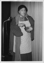 Foto aus Nachlass von Werner Dietrich - Eduard "André" Meyer an Herbstfest im "Kreis" - zwischen 1949-1965