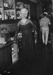 Werner Dietrich als Transvestit an Fasnacht im Barfüsser -  um 1960