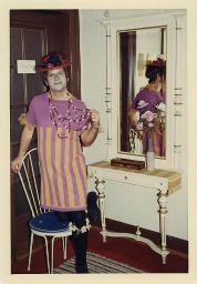 Foto aus Nachlass von Werner Dietrich (im Bild) - Fasnacht bei Bruno Hotz, Färberstrasse 30, ca. 1965