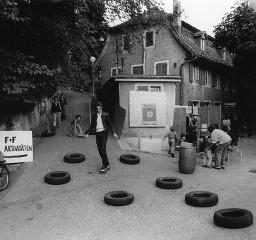 "F + F Aktivitäten" - Skateboarder auf dem Drahtschmidli-Areal - "Hausfest 1977"