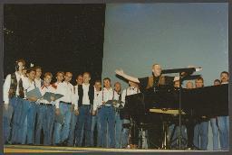 25 Jahre HAZ im Volkshaus (13.06.1996, Zürich) – schmaz (schwuler Männerchor), Karl Scheuber