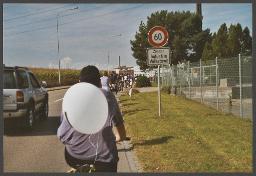 Aktion der HAZ: "Rainbow-Wolke of Love" im Vorfeld der kantonalen Abstimmung zum Partnerschaftsgesetz (08.09.2002) – Ausfahrt als Gruppe mit dem Fahrrad
