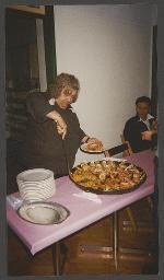 Buffet bei einem Anlass der HAZ und der spanischen Gruppe Ohylres (um 2000, Zürich)