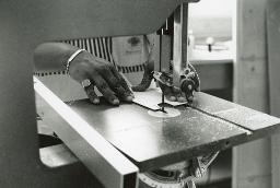 Atelier am Wasser (SAH), Sägemaschine, Zürich, September 1993