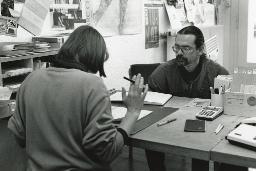 Auftragsvermittlungsstelle "Etcetera" in Zürich, Vermittlungsgespräch mit einem Klienten, Januar 1993