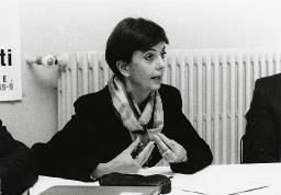 Pressekonferenz zum Thema Flüchlingsdienst (?) im Tessin, Renata Dozio, 1998