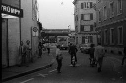 "AJZ-Schliessung" - Strassenszene beim Sihlquai, 04.09.1980