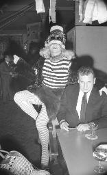 Fasnacht, Restaurant-Bar Barfüsser Zürich, 1964
