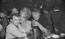 Fasnacht, Restaurant-Bar Barfüsser Zürich, 1964
