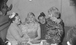 Fasnacht, Restaurant-Bar Barfüsser Zürich, 1964