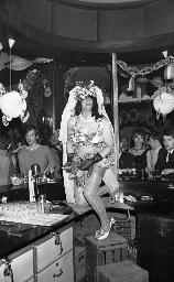 Fasnacht, Restaurant-Bar Barfüsser Zürich, 1968