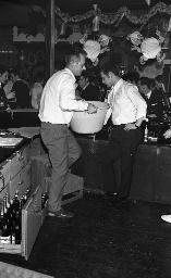 Fasnacht, Restaurant-Bar Barfüsser Zürich, 1968