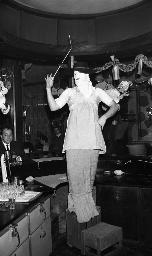 Fasnacht, Restaurant-Bar Barfüsser Zürich, 1968