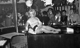 Fasnacht, Restaurant-Bar Barfüsser Zürich, 1968