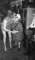Fasnacht, Restaurant-Bar Barfüsser Zürich, 1968