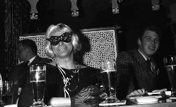 Fasnacht, Restaurant-Bar Barfüsser Zürich, 1968