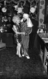 Fasnacht, Restaurant-Bar Barfüsser Zürich, 1968