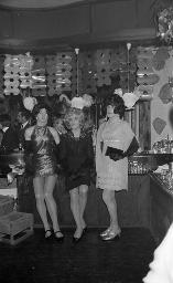 Fasnacht, Restaurant-Bar Barfüsser Zürich, 1969