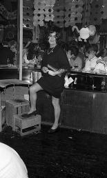 Fasnacht, Restaurant-Bar Barfüsser Zürich, 1969