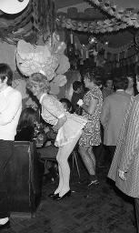 Fasnacht, Restaurant-Bar Barfüsser Zürich, 1969