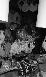 Fasnacht, Restaurant-Bar Barfüsser Zürich, 1969