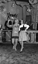 Fasnacht, Restaurant-Bar Barfüsser Zürich, 1969
