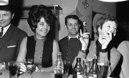 Fasnacht, Restaurant-Bar Barfüsser Zürich, 1969