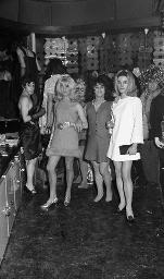 Fasnacht, Restaurant-Bar Barfüsser Zürich, 1969