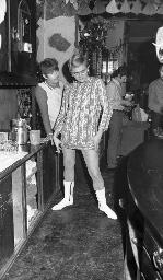 Fasnacht, Restaurant-Bar Barfüsser Zürich, 1969